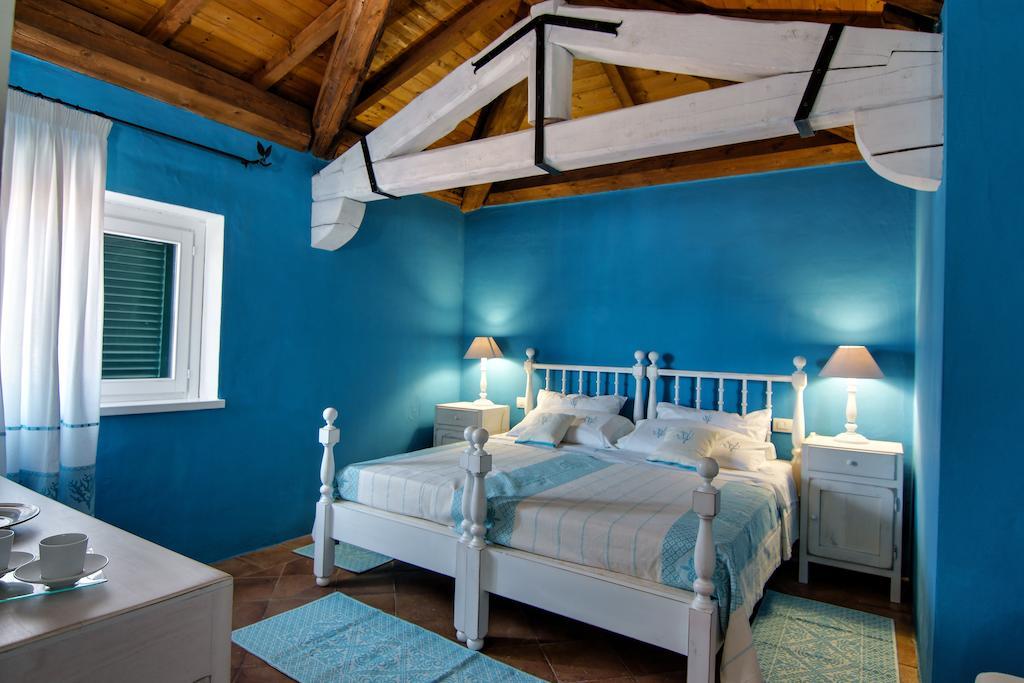 Domus Corallia-Luxury Rooms Porto Rotondo Exterior photo